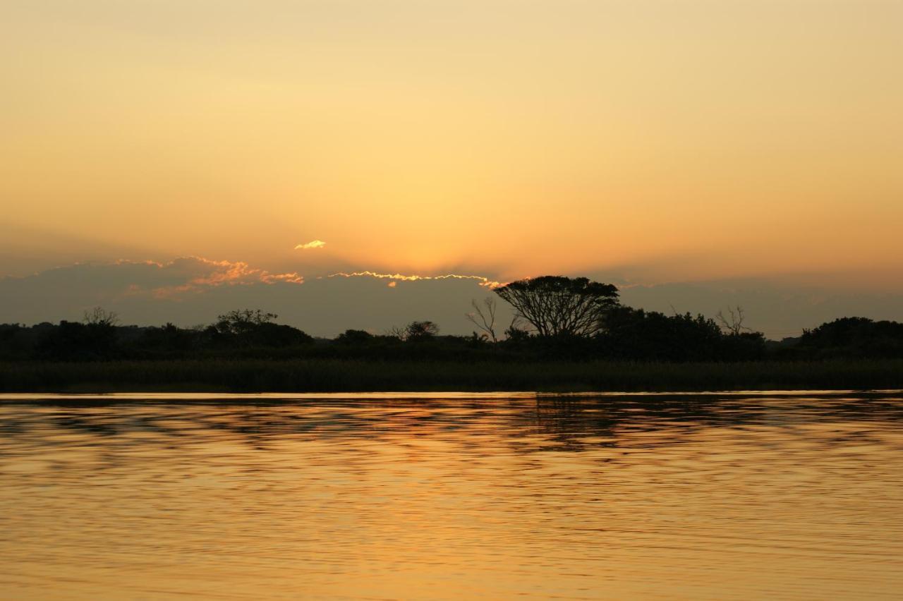 Bhangazi Lodge Bed & Breakfast Saint Lucia Estuary Exterior foto